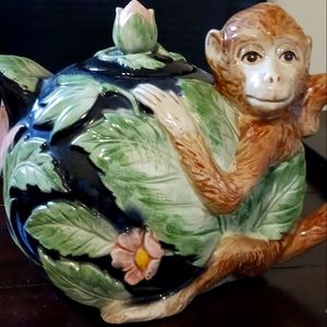 Vintage Fitz and Floyd Teapot